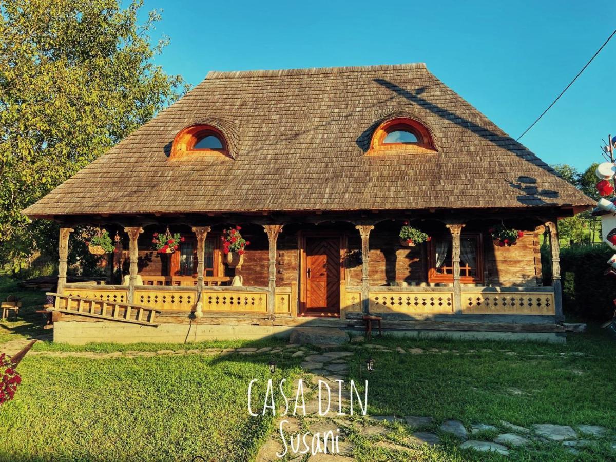 Casa Din Susani Calinesti  エクステリア 写真